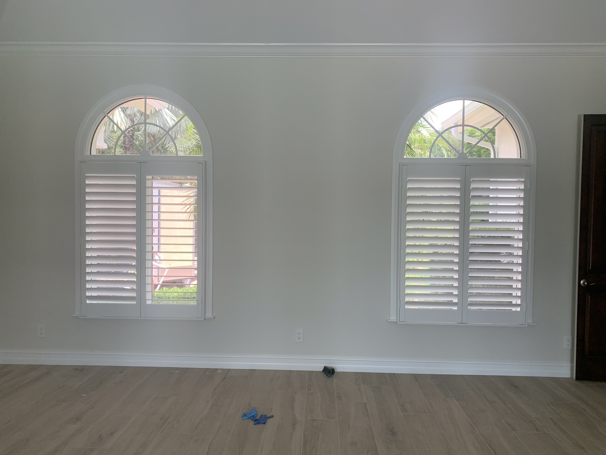 Custom finished wood shutter